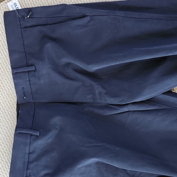 Old Navy Men's Dark Navy Pants, 33x30 - Picture 4 of 5